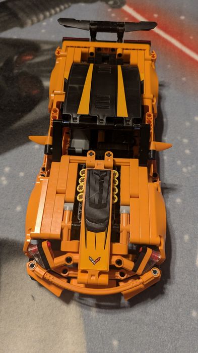 Lego Tehnic 42093 Chevrolet Corvette ZR1