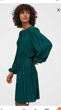 Изчерпан модел онлайн- елегантна рокля солей H&M в два цвята