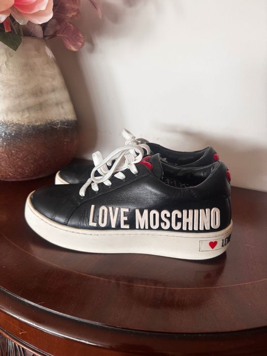Love Moschino размер 38