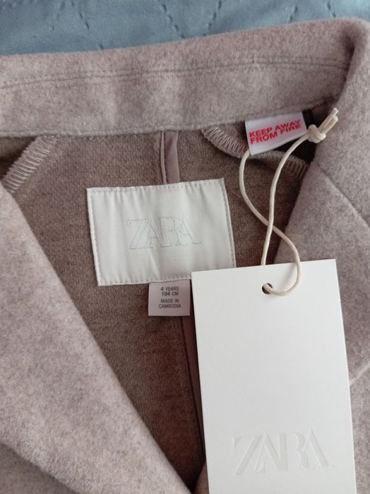 Hainuta eleganta pentru fetițe,marime 6ani, noua cu eticheta, marca Za