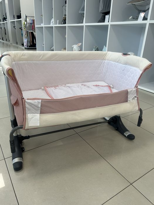 BLACK FRIDAY 25.10-15.11 Детски кошари Next to me с люлеещ механизъм