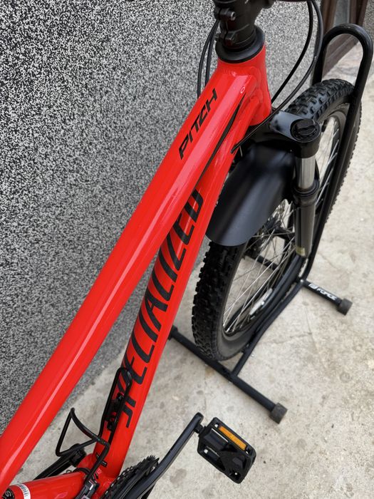Specialized Pitch 27.5” – алуминиев планински велосипед, ОТЛИЧЕН