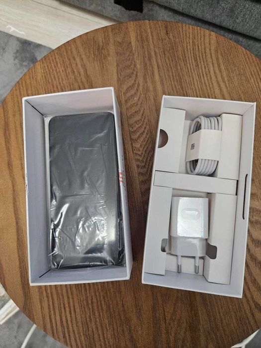 Honor x6 ,  4GB RAM,Cutie originala , nefolosit