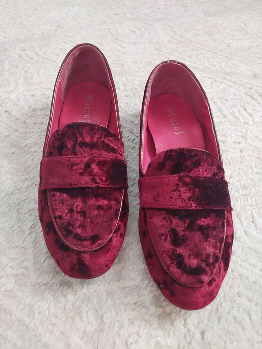 Продам лоферы GUCCI натуралка район Правда Шаляпина