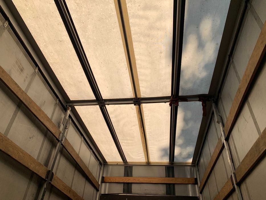 Vând Sprinter carosat - prelată