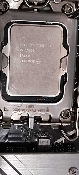 Kit placa de baza Asus Prime B760 Plus + procesor i5-12500 socket 1700