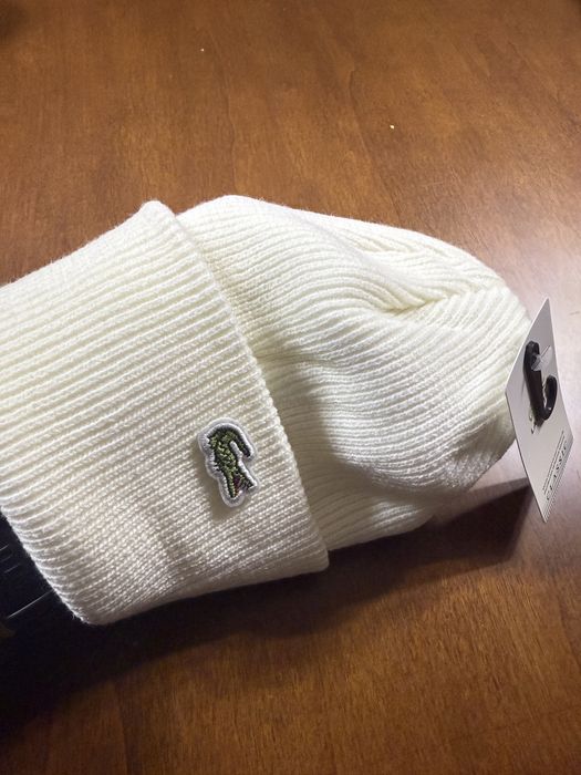 Caciula Fes Lacoste noua/new unisex