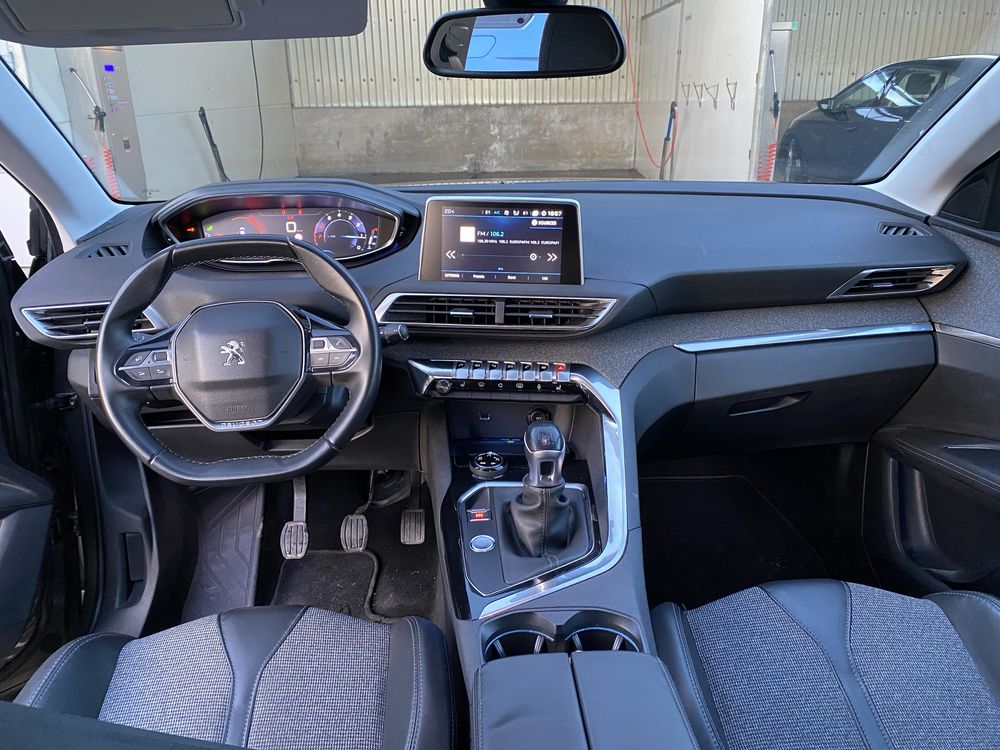 Peugeot 3008/ 1.2 i/131 cp/euro 6