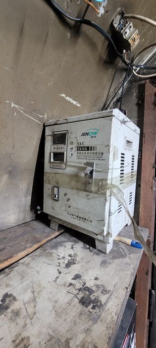 Продам стабилизатор 5 ква