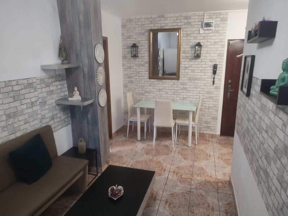 Atenție  !!! Chirie la 350 E fara plata asociatie