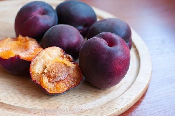 Pomi Fructiferi la Ghiveci (Cais )