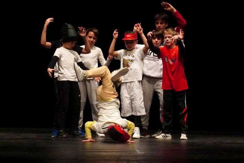break dance шапка с козирка