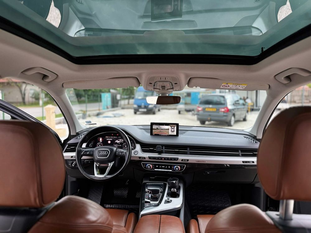 AUDI Q7 S-LINE panorama