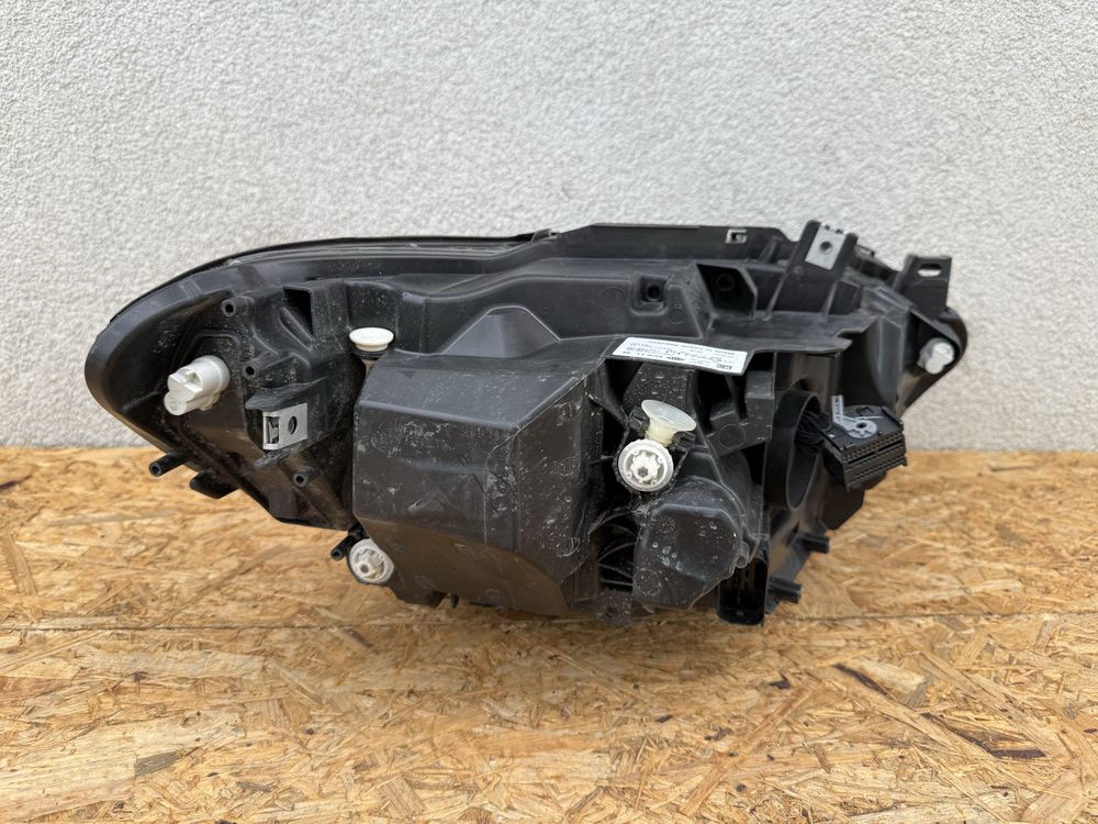 Far stanga BMW Seria1 F20 F21 LCI Facelift Full LED Hella Original