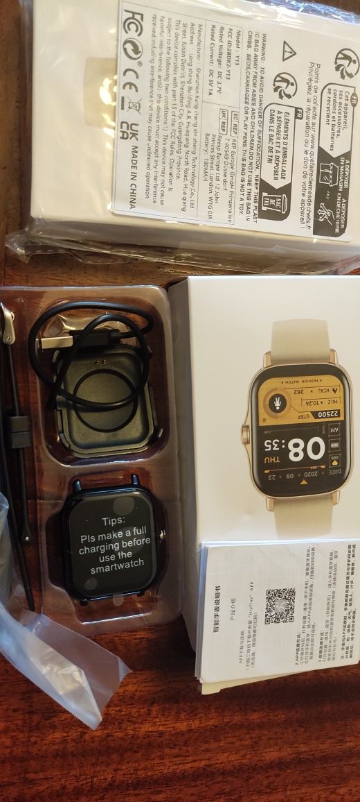 Smart watches два броя чисто нови