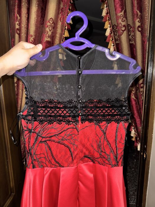 Вечерние платья для дам