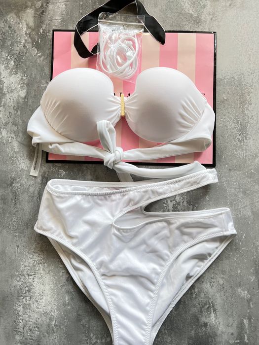 Бански Victoria Secret 32B