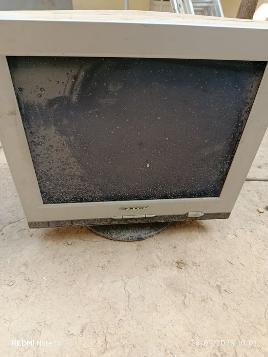 Manitor sotiladi. Манитор