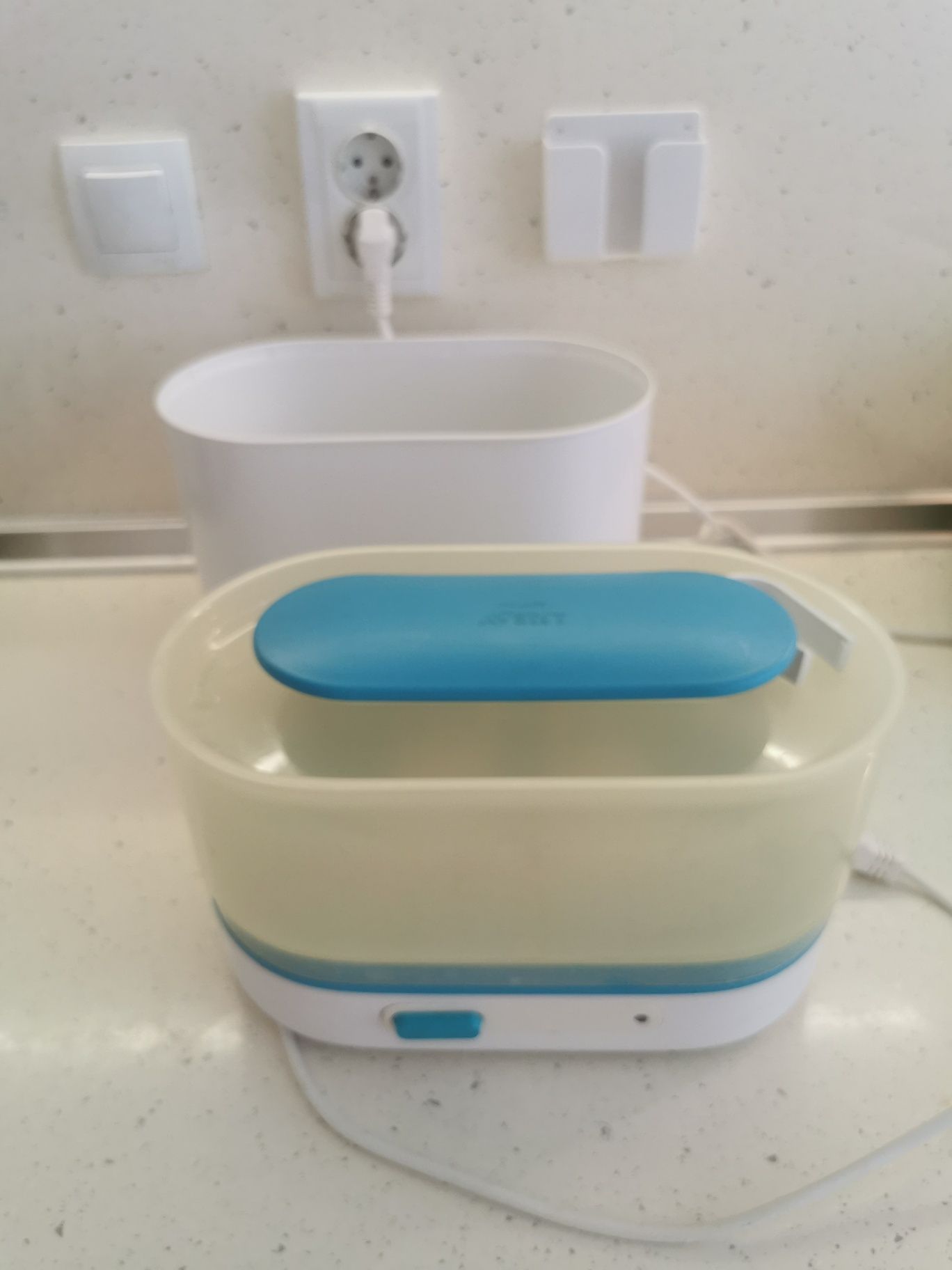 Електрически стерилизатор с пара Philips Avent
