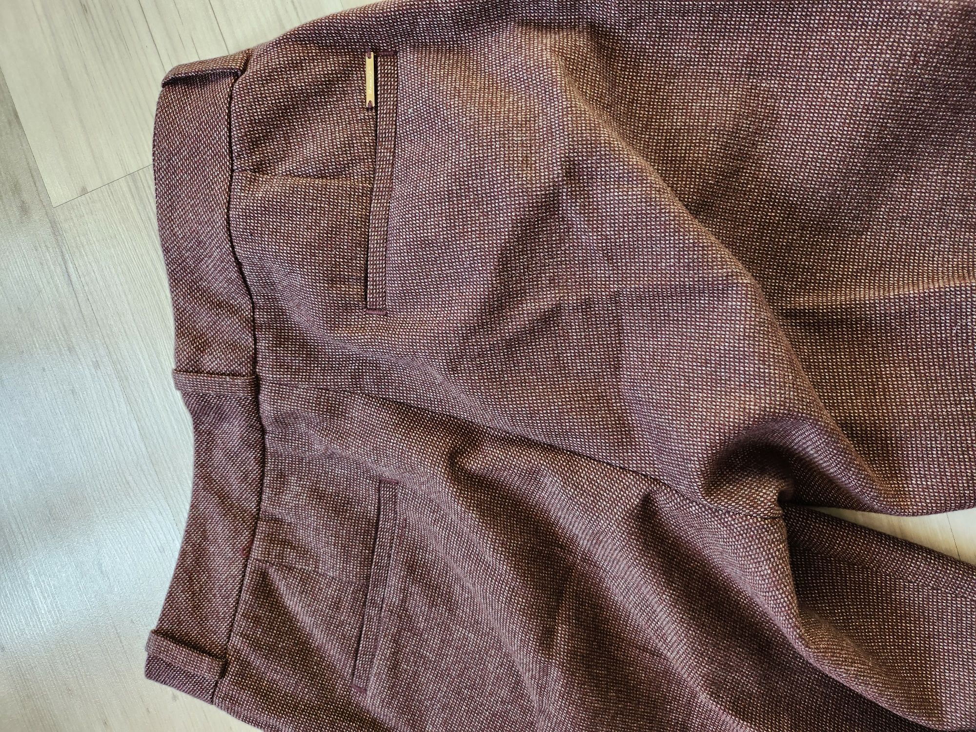 Дамски панталон на марката Massimo Dutti