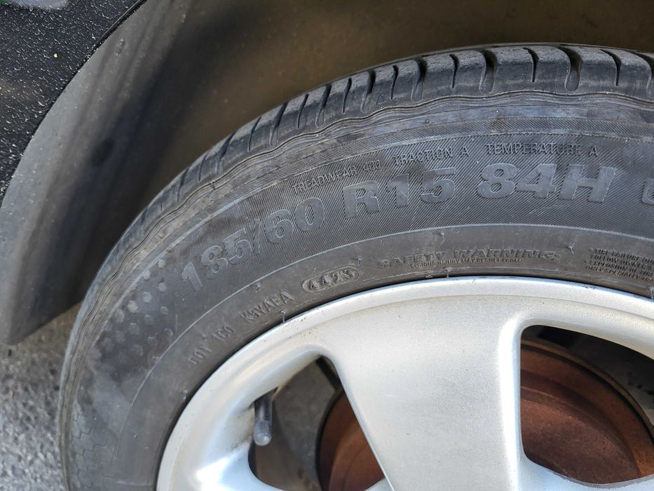Продавам четири гуми kumho ecowing 185.60.15.