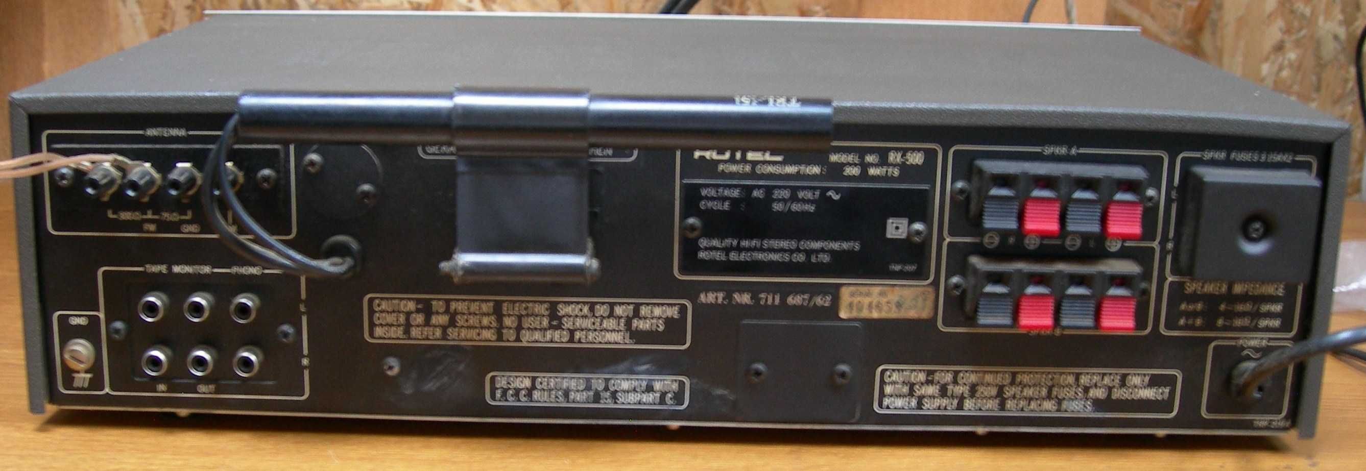 Vand un receiver Rotel RX-500