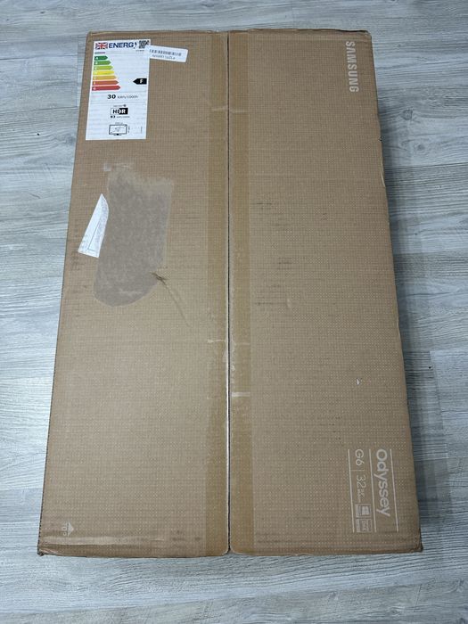 Monitor Gaming VA LED Samsung Odyssey G6 32"