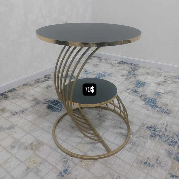 Журнальный столик