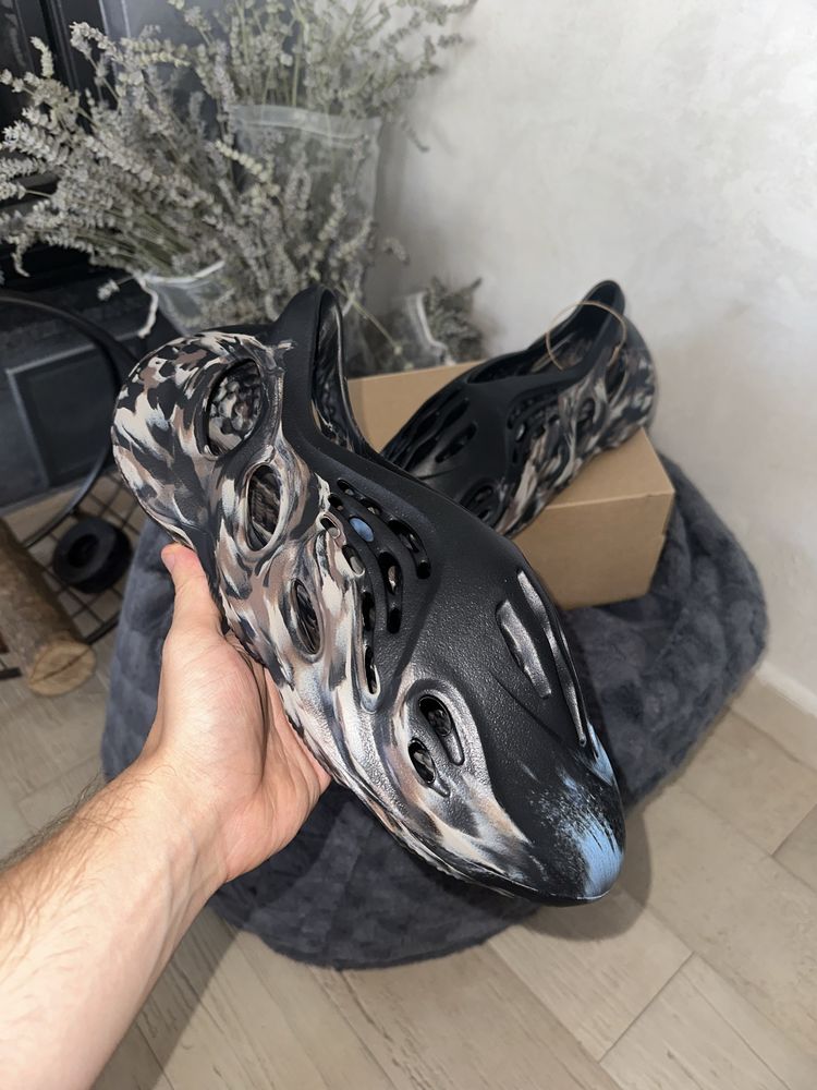 Adidas Yeezy Foam Runner MX Cinder