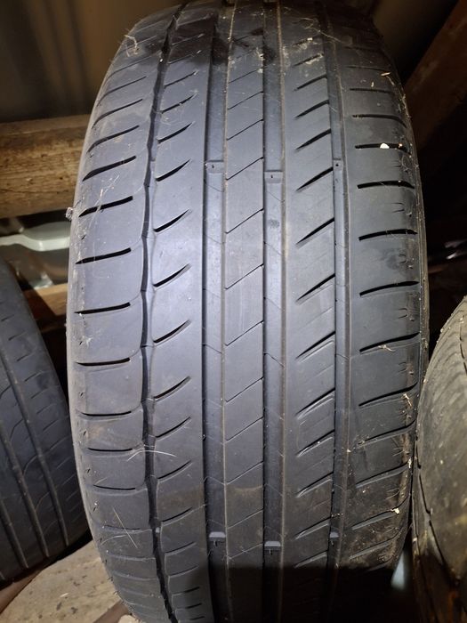 Vand doua anvelope Michelin 225 55 17