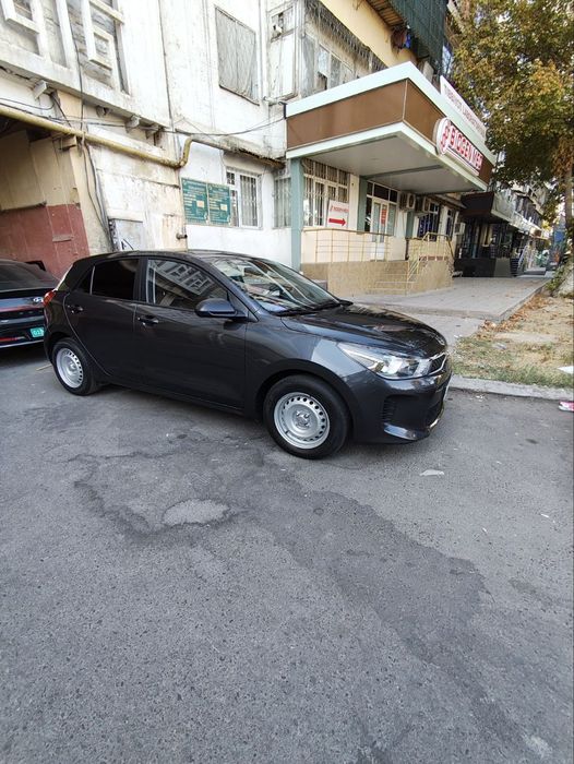 Срочно продам Kia Rio