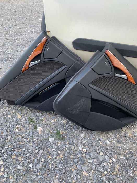 Цял салон Mercedes e-class