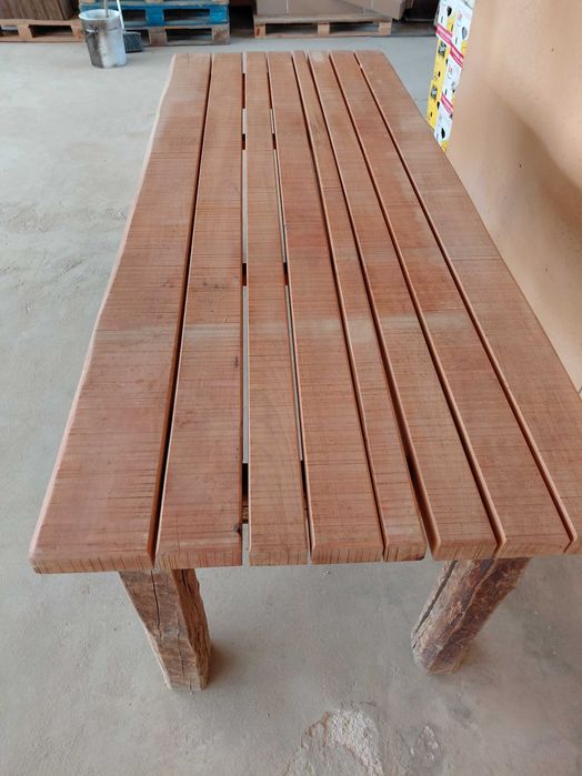 Маса трапезна старинен стил