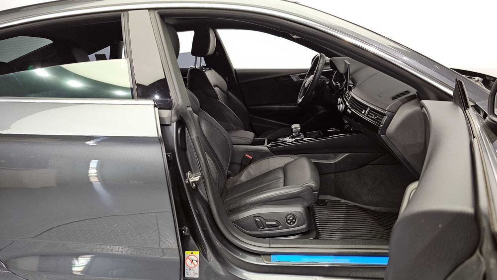 Audi A5 40 TDI Quattro Premium Sportback   21