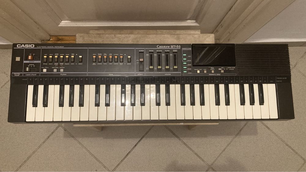 Orgă Electronică Casio Casiotone MT-86