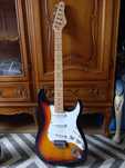 Chitară electrică Stratocaster Sunburst