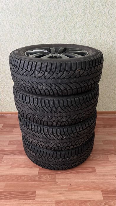 Комплект зимней резины 235/60R18