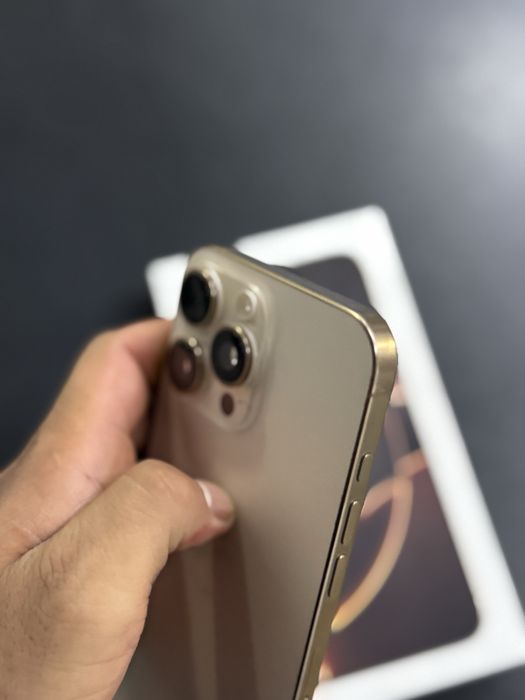 iPhone 16 Pro Max 256 Kafolai bor