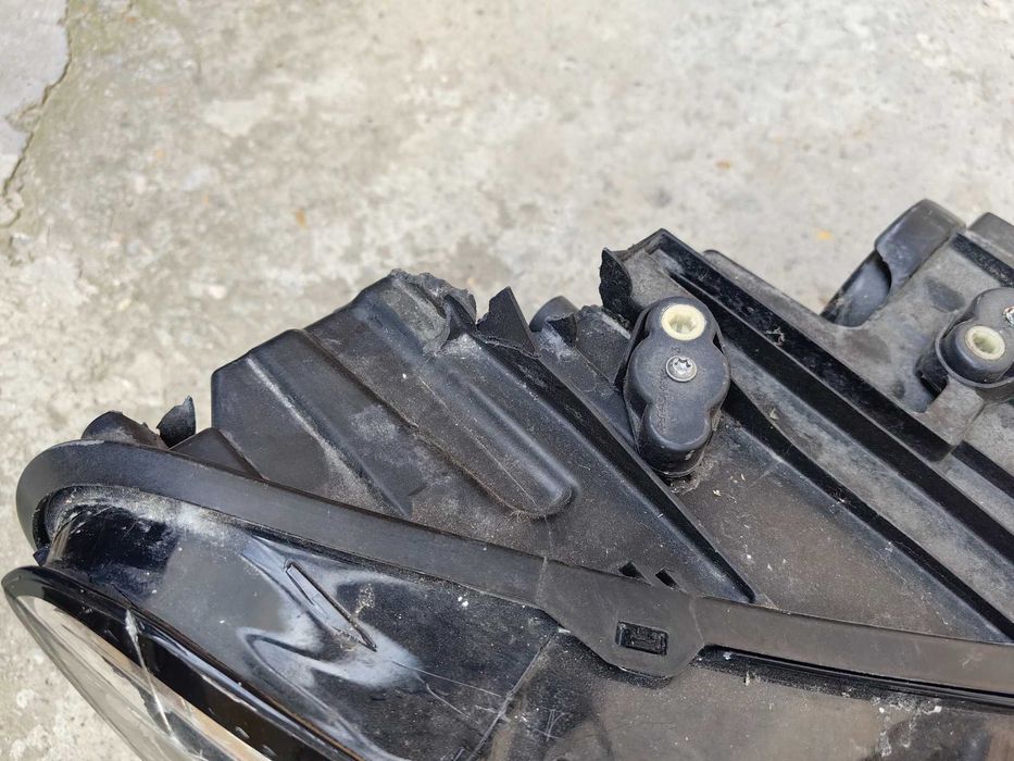 Фар за VW Passat Full LED / ВФ Пасат Фул лед