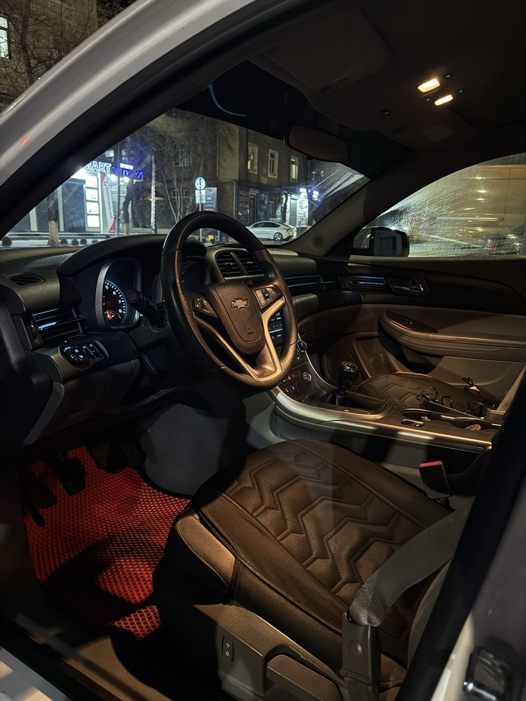 Chevrolet Malibu 1 2013 1 позиция в отличном состоянии 91к пробег