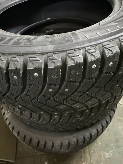 Шины MICHELIN с шипами б/у