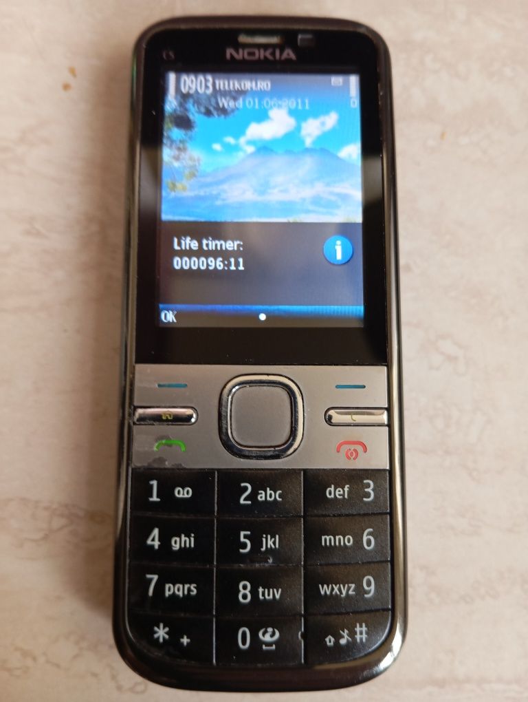 Telefon Nokia C 5