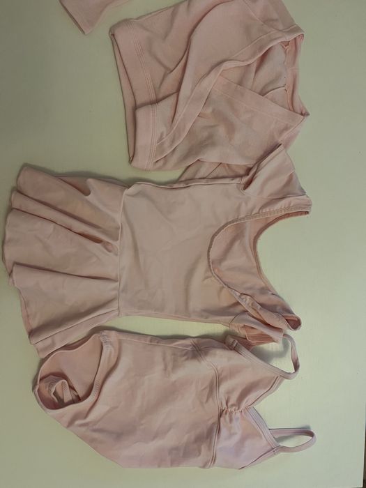 Costum balet si balerini