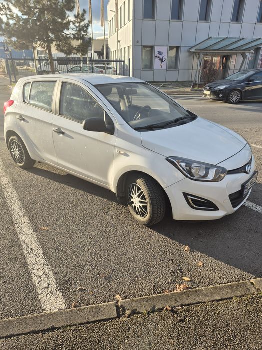 Vând Hyundai I20