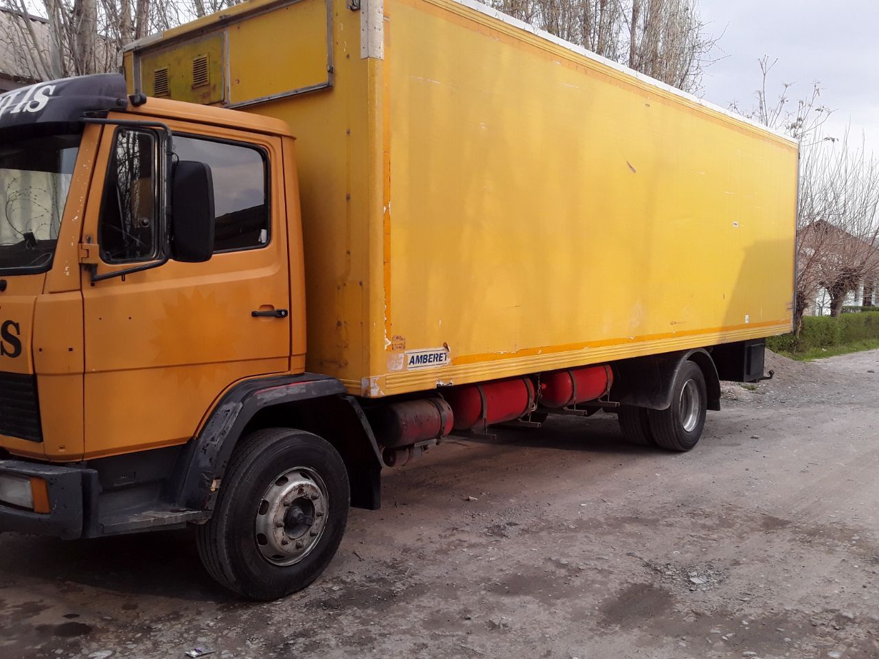 Mers kamaz ishlab turubdi