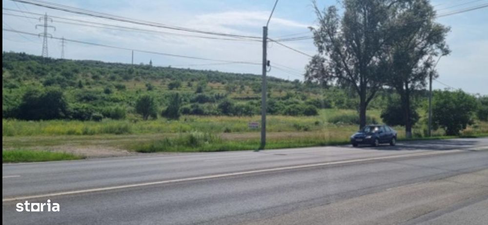 Teren intravilan in Santuhalm cu o suprafata de 5500mp,