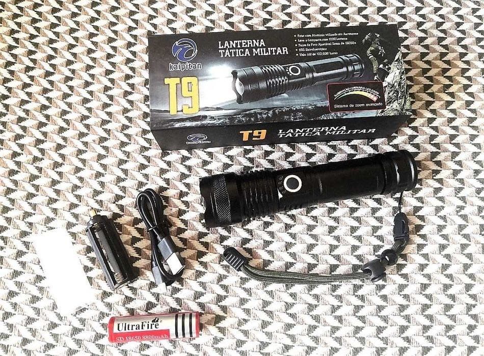 Lanterna metalica de mana cu Led Cree P50 Zoom Acumulator 18650 Noua