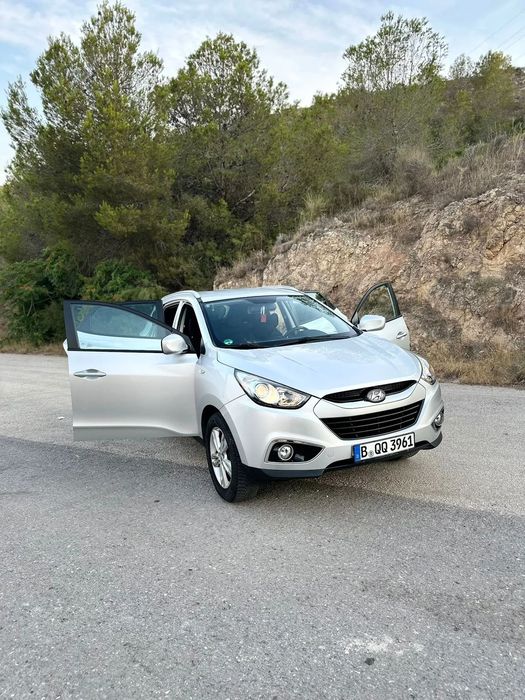 Hyundai ix35 Hyundai ix35  2011 Benzina Automat 4×4 Germania Masina personala  Hyun