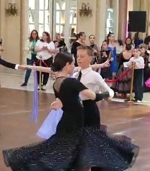 Rochie dans sportiv standard - 12-15 ani