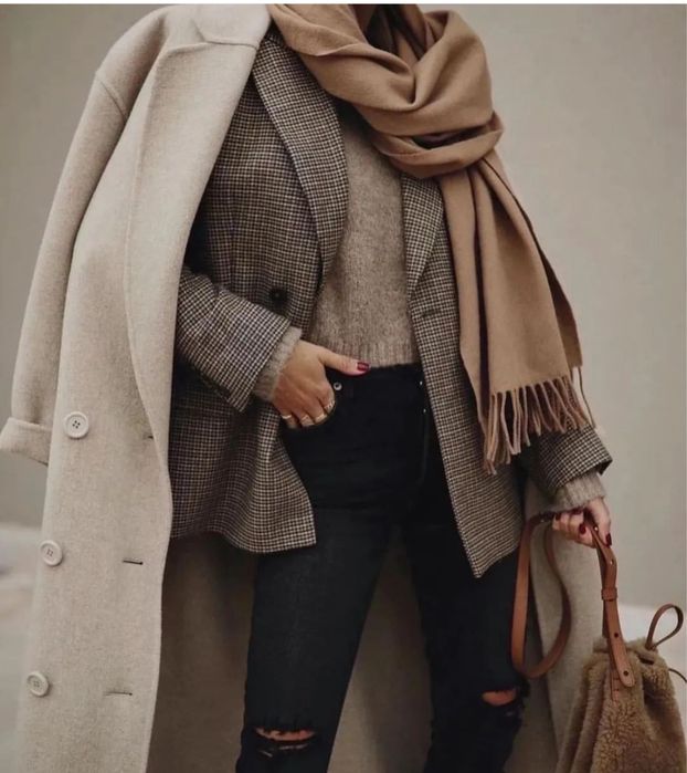 Weekend Maxmara sacou din lana prelucrat 1000 de lei